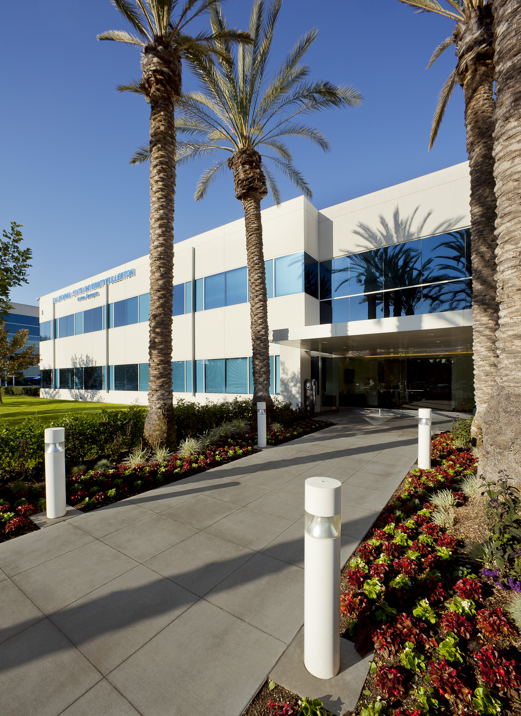CALIFORNIA STATE UNIVERSITY FULLERTON IRVINE CAMPUS